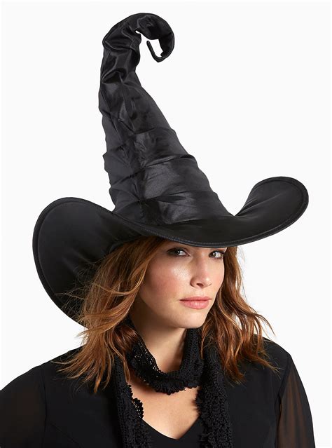 Why oversized witch hats are making a comeback in fashion